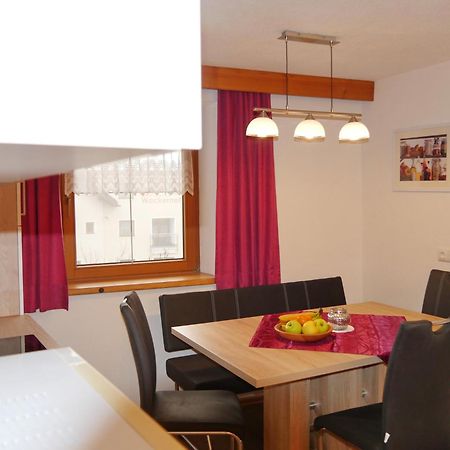Haus Dilitz-Theiner - Bachbluete Apartment Nauders Exterior photo