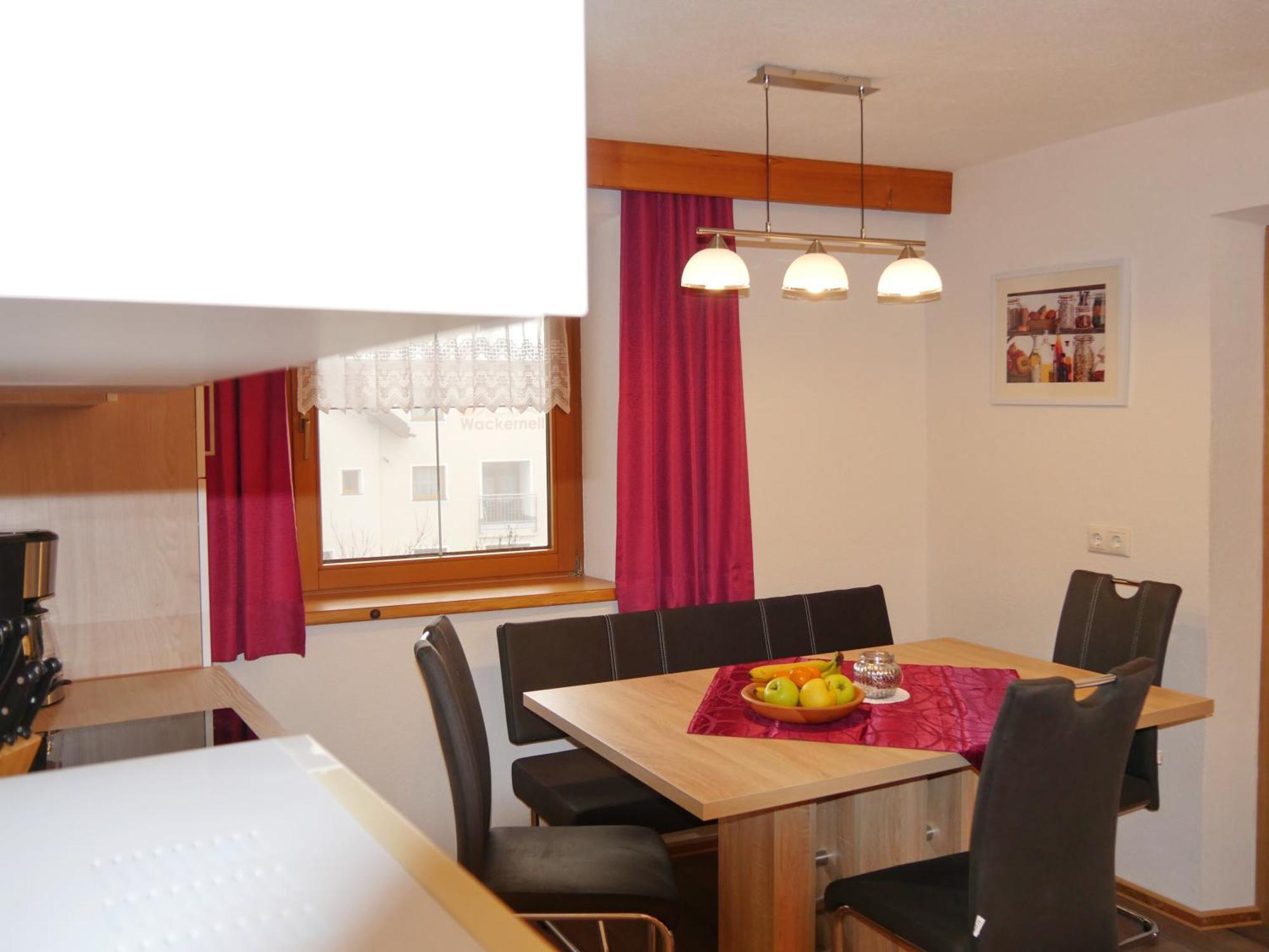 Haus Dilitz-Theiner - Bachbluete Apartment Nauders Exterior photo